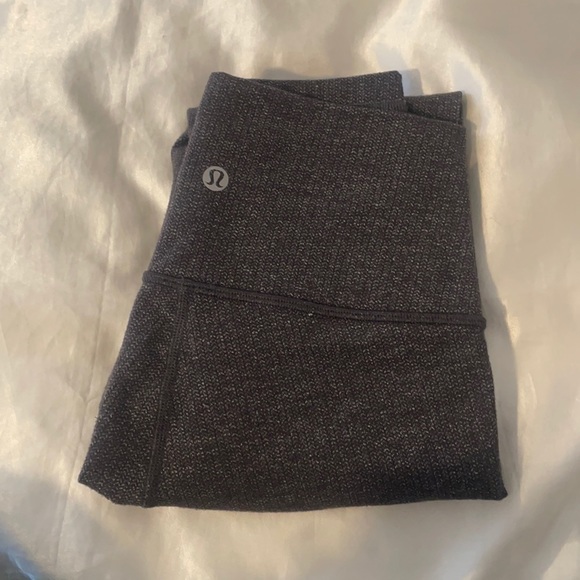 Lululemon leggings - Picture 1 of 1